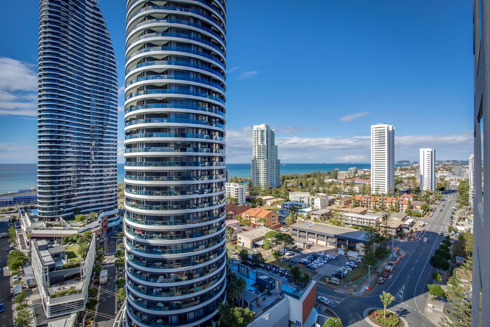 Mantra Broadbeach On The Park Gold Coast Esterno foto