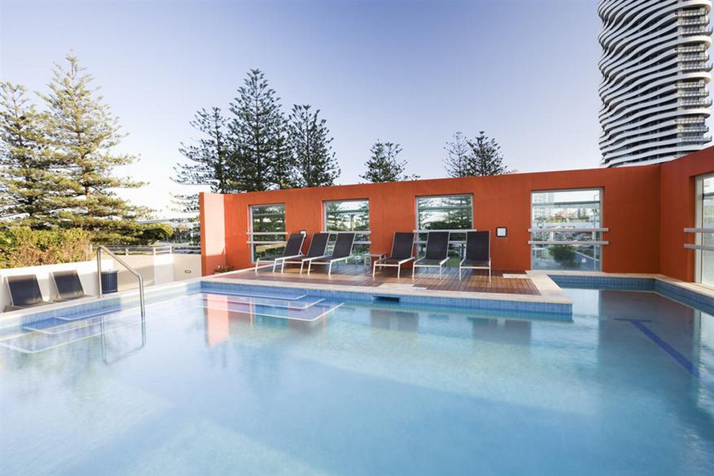 Mantra Broadbeach On The Park Gold Coast Esterno foto