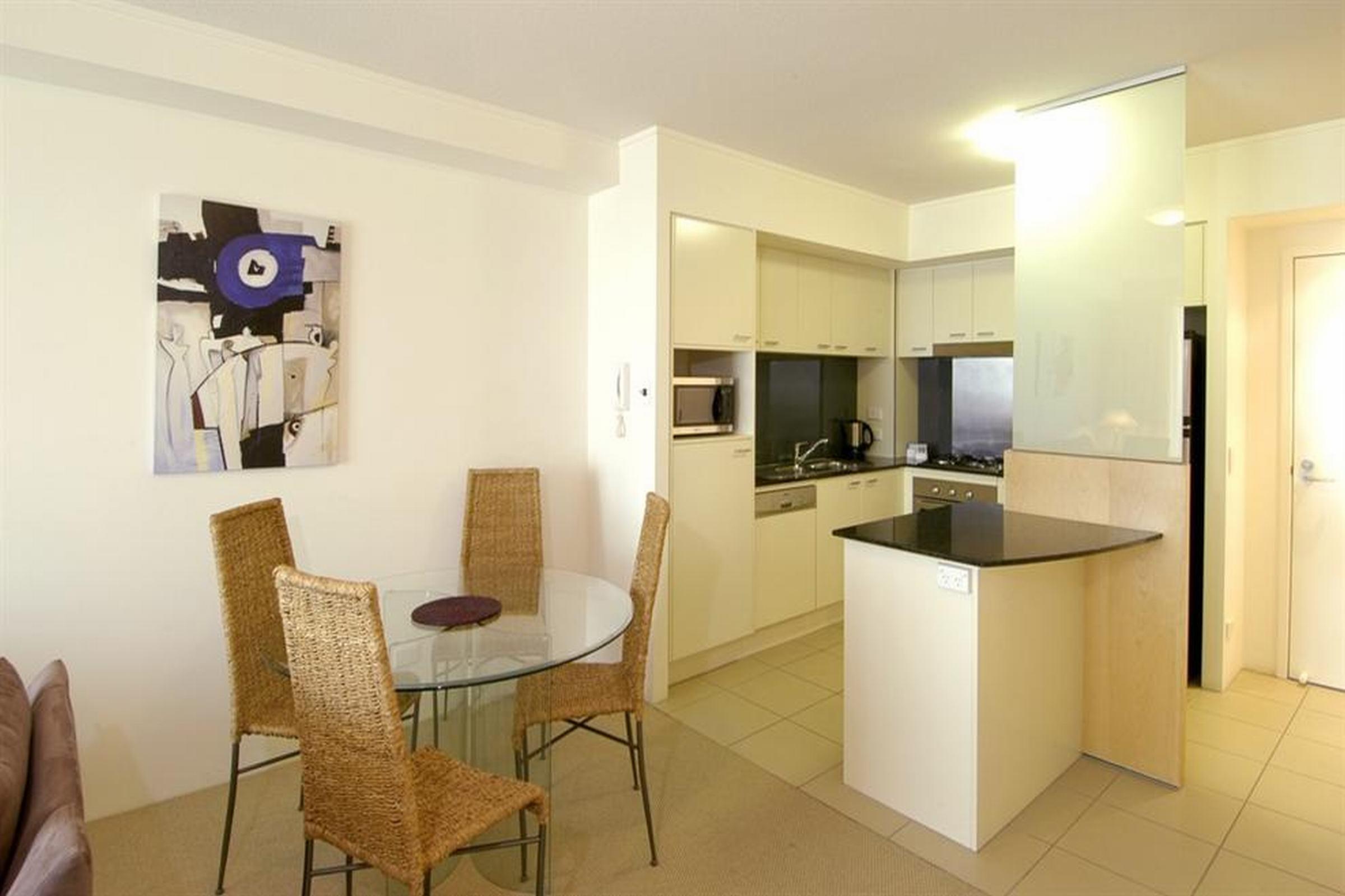 Mantra Broadbeach On The Park Gold Coast Esterno foto