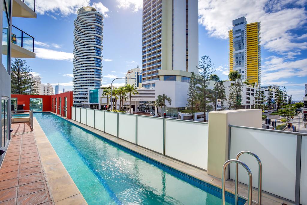 Mantra Broadbeach On The Park Gold Coast Esterno foto