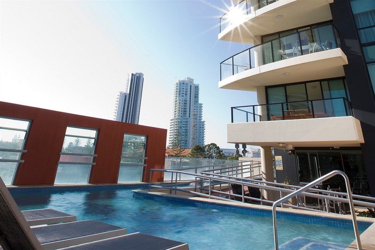 Mantra Broadbeach On The Park Gold Coast Esterno foto
